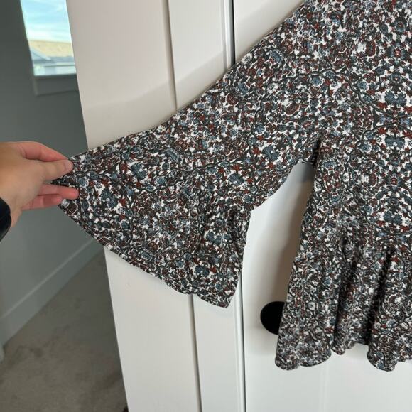 Free People Linen Floral Print Peplum Wide Sleeve Blouse Size Medium - Picture 3 of 5